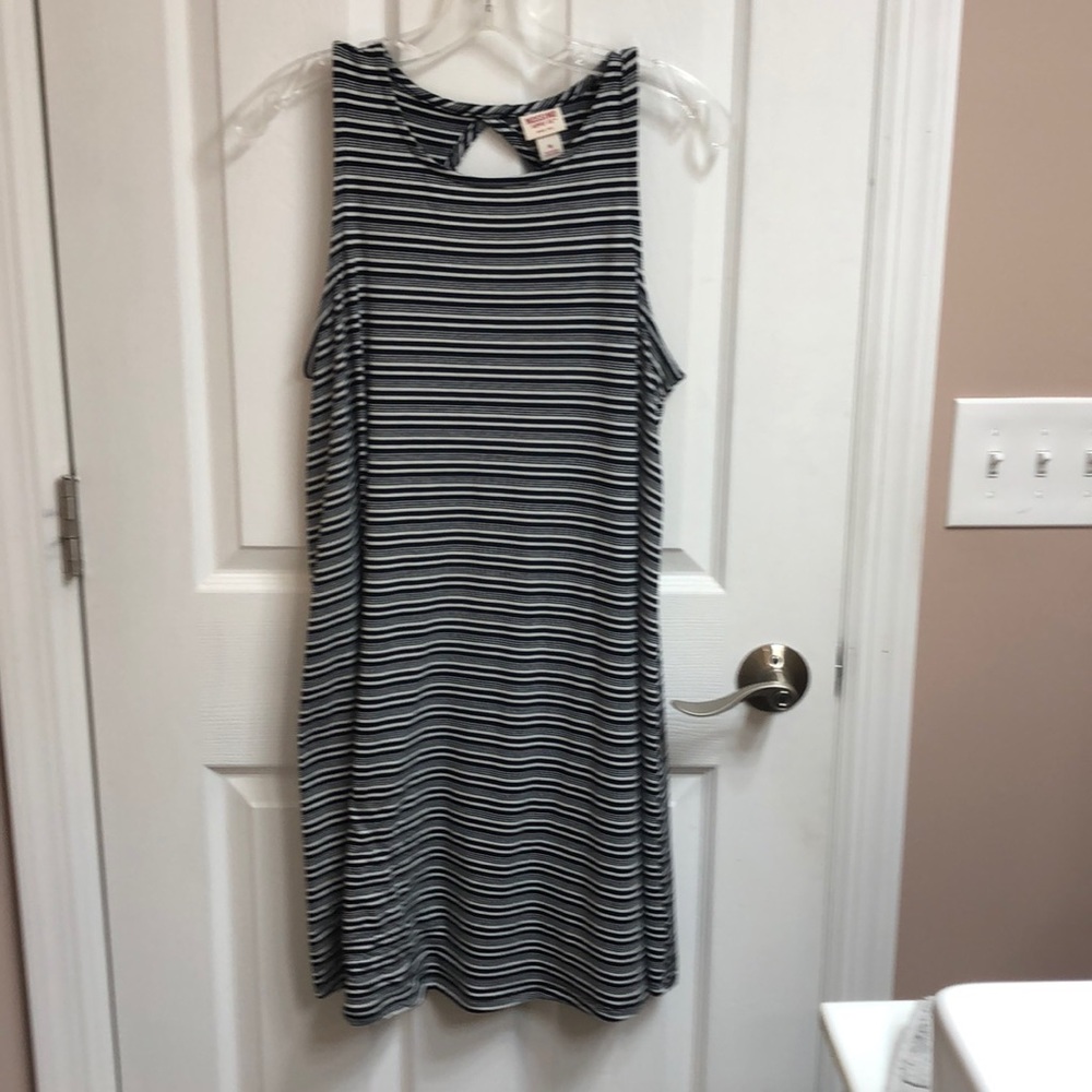 Black and white summer dress